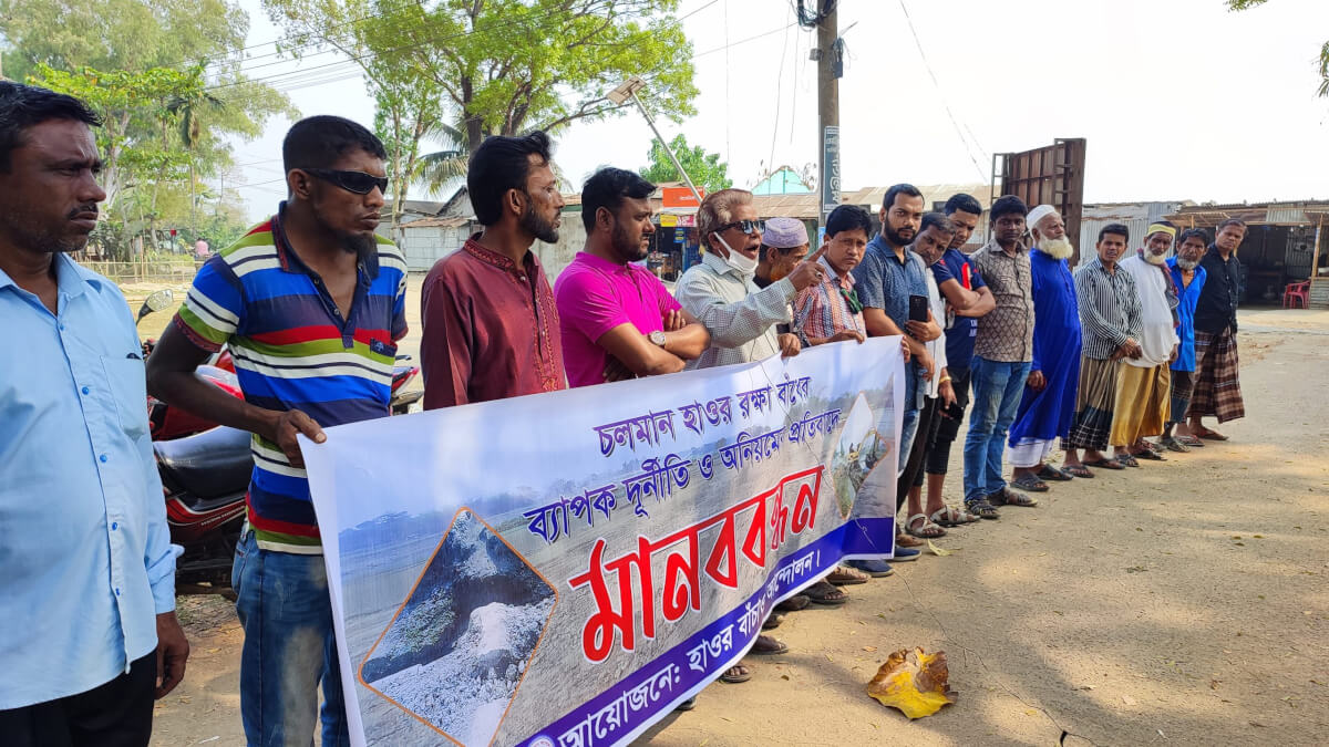 কৃষকদের ফসলহানী ঘটলে দুর্নীতিবাজ আমলাদের লুটেরা বর্গীদের মতোন বিতাড়িত করা হবে