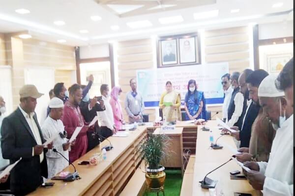 হবিগঞ্জে ৮ ইউনিয়নের চেয়ারম্যানদের শপথ গ্রহন