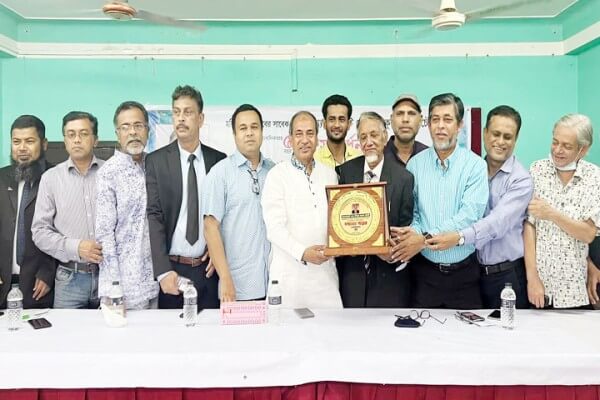 সমাজের উন্নয়ন অগ্রযাত্রা লেখনির মাধ্যমে তুলে ধরবেন সাংবাদিকরা: এমপি জাহির