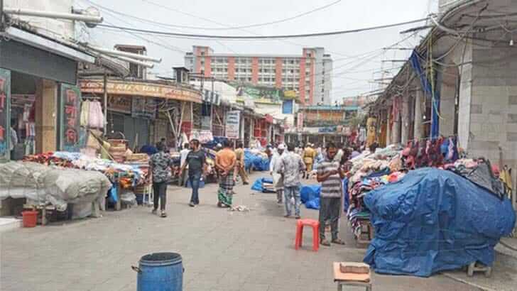 দুদিন পর খুলল নিউমার্কেট