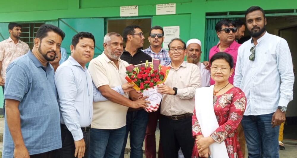 ভারতীয় ভারপ্রাপ্ত সহকারী হাইকমিশনার  চাতলাপুর  স্থল শুল্ক স্টেশন ব্যবসাযীদের সাথে মত বিনিময়