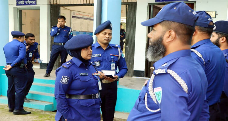 হবিগঞ্জে আইন শৃঙ্খলা তদারকিতে মাঠে নবাগত পুলিশ সুপার ইয়াছমিন খাতুন