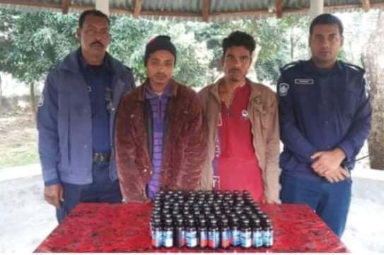 শার্শা সীমান্তে ৯২ বোতল ফেনসিডিলসহ দুই মাদক ব্যবসায়ী আটক।