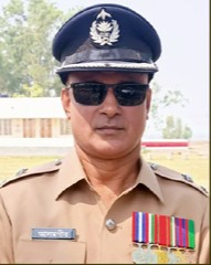 বাহুবলে আসামি ধরতে গিয়ে ওসি তদন্ত আহত