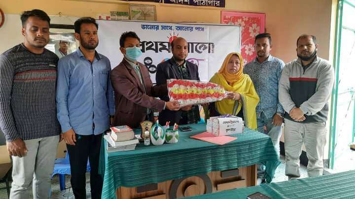 জাতীয় গ্রন্থাগার দিবসে কুলাউড়া আদর্শ পাঠাগারে আলোচনা সভা