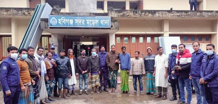 হবিগঞ্জে পুলিশের অভিযানে ১৩ জন গ্রেফতার