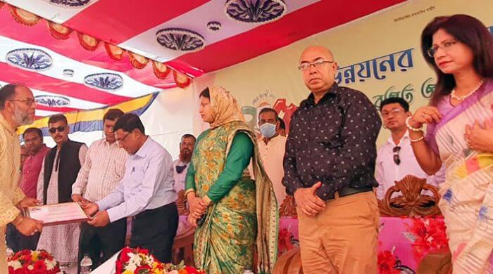 নবীগঞ্জ পৌরসভার ২৫ বছর পূর্তি রজতজয়ন্তী অনুষ্ঠান উদযাপন