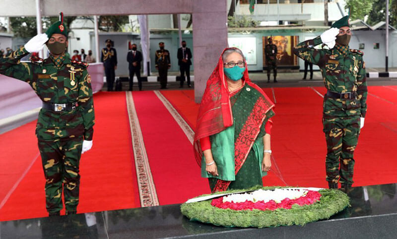 স্বাধীনতা দিবসে বঙ্গবন্ধুর প্রতি প্রধানমন্ত্রীর শ্রদ্ধা