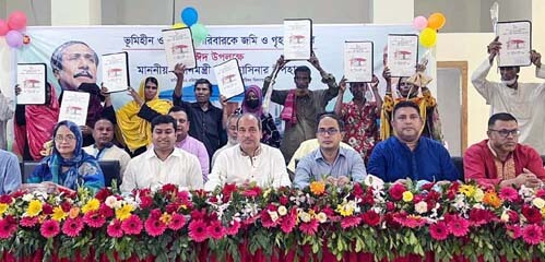দেশের জনগণের মুখের হাসি পছন্দ করেন শেখ হাসিনা- এমপি আবু জাহির
