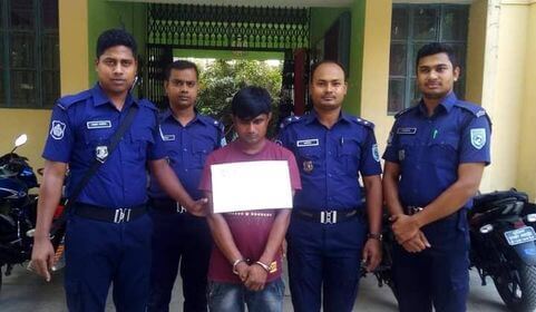 তেতুলিয়ায় মাদকদ্রব্যসহ এক যুবকে আটক করেছে  পুলিশ