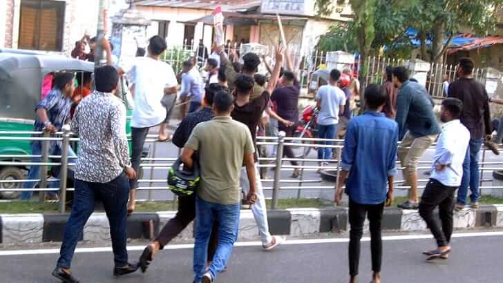 সিলেটে ছাত্রলীগ-ছাত্রদলের পালটাপালটি ধাওয়া, সাংবাদিককে মারধর