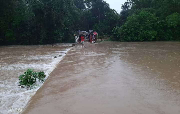 চুনারুঘাটে নিম্নাঞ্চল প্লাবিত, বন্যায় বাড়ছে দুর্ভোগ