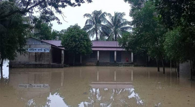 হবিগঞ্জে পানিবন্দি ২৫ হাজার মানুষ