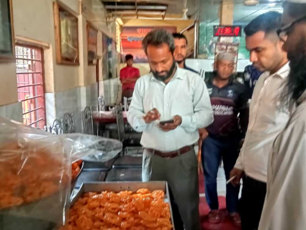 কুলাউড়ায় ভোক্তা অধিকার অধিদপ্তরের অভিযান ও জরিমানা