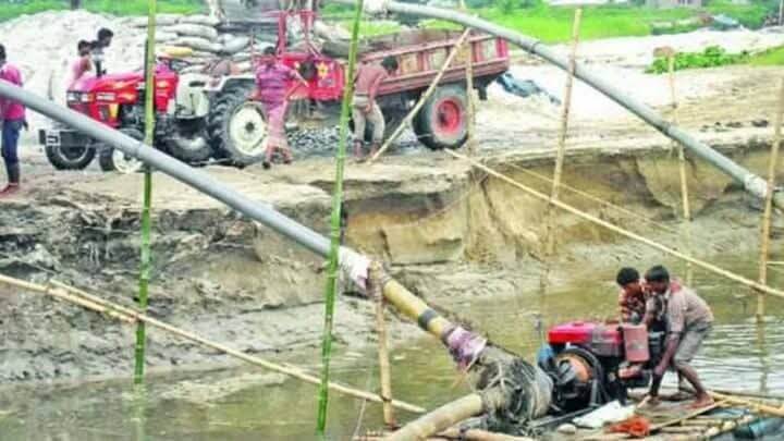 তেঁতুলিয়ায় বোমা মেশিন (খননযন্ত্র) দিয়ে অবাধে পাথর উত্তোলন চলছেই