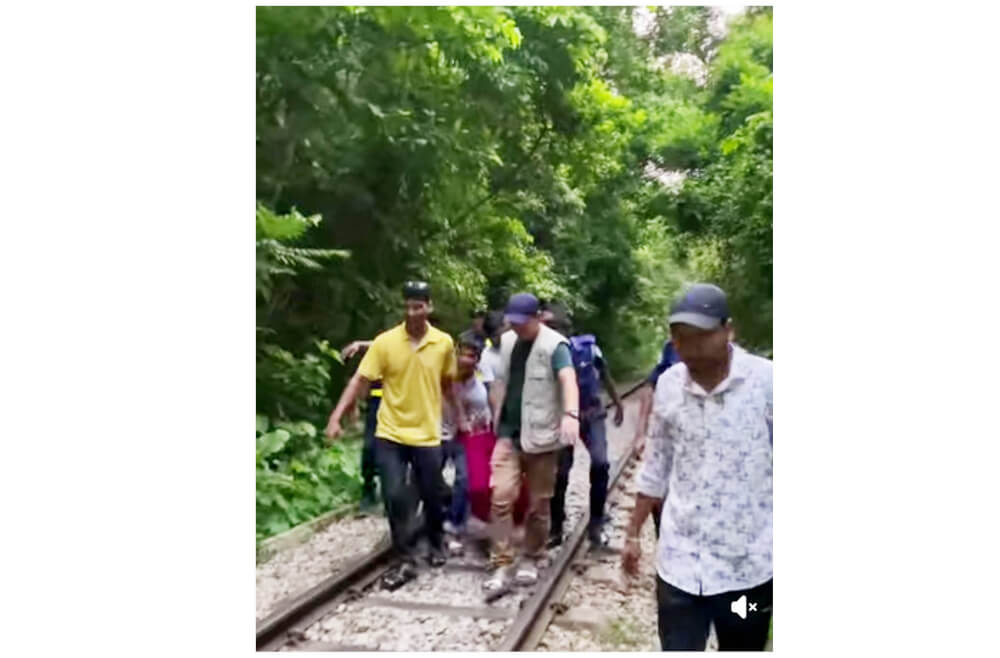 কমলগঞ্জের লাউয়াছড়ায় ট্রেনের নিচে কাটা পড়ে যুবকের মৃত্যু