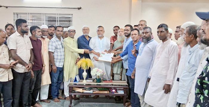 মানুষের ভালবাসা অর্জন করতে হবে মানুষের পাশে থাকতে হবে  – জি কে গউছ
