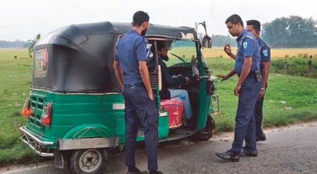 হবিগঞ্জে  নাশকতা রোধে তৎপর পুলিশ