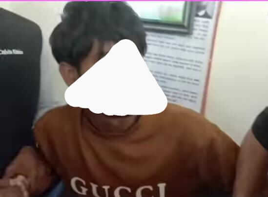 বড়লেখায় শিক্ষককে ছুরি দিয়ে হত্যাচেষ্টা: কিশোর হায়দার আটক