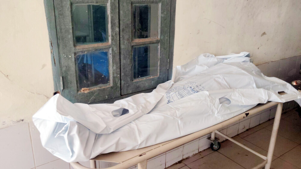 স্বামীর উপর অভিমান করে স্ত্রী’র আত্মহত্যা