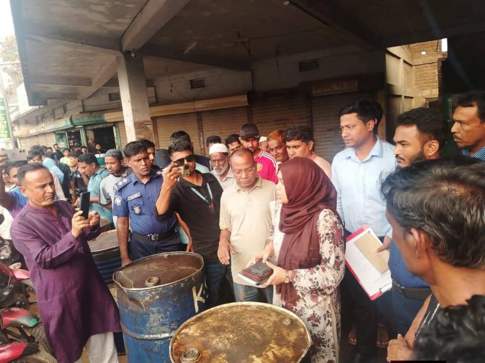 বড়লেখায় পেট্রোল পাম্প বন্ধ রেখে জ্বালানি তেল বিক্রি না করায় জরিমানা