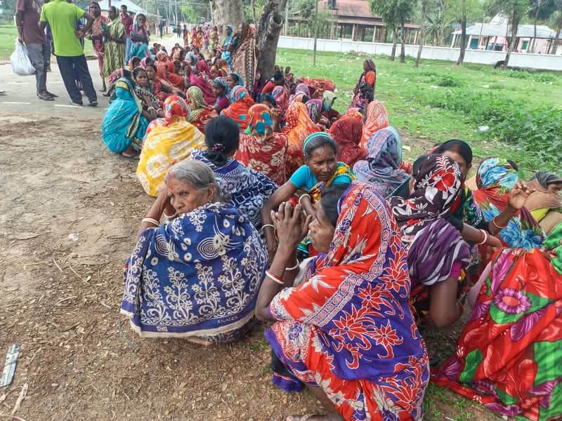কমলগঞ্জে বিনা চিকিৎসায় অন্তঃসত্ত্বা নারীর মৃত্যু; বাগান থেকে সহায়তা না পাওয়ার অভিযোগে দেওড়াছড়া চাবাগানে শ্রমিকদের কর্মবিরতি ও বিক্ষোভ
