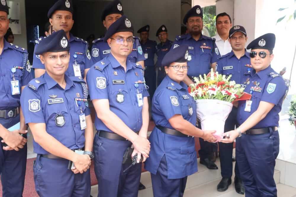 পঞ্চগড়ে নবাগত পুলিশ সুপারের যোগদান উপলক্ষে  সংবর্ধনা