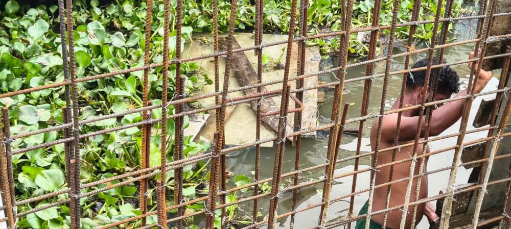 শাল্লায় মডেল মসজিদ নির্মাণে অনিয়ম: প্রকৌশলী ছাড়াই চলছে কাজ