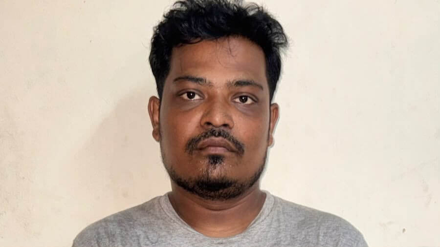 কমলগঞ্জে ছিনতাইয়ের ঘটনার মূল হোতা সেলিম চট্টগ্রাম থেকে গ্রেপ্তার