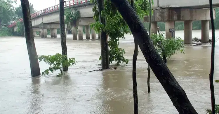 হবিগঞ্জে খোয়াই-কুশিয়ারা নদীর  পানি বিপদ সীমার উপরে