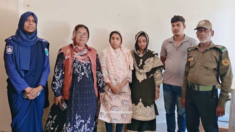 কমলগঞ্জ সীমান্ত দিয়ে ভারতীয় সীমান্তরক্ষী বাহিনী (বিএসএফ) কর্তৃক জোরপূর্বক পুশইন করা দুই নারীসহ ৩ বাংলাদেশি নাগরিককে আটক