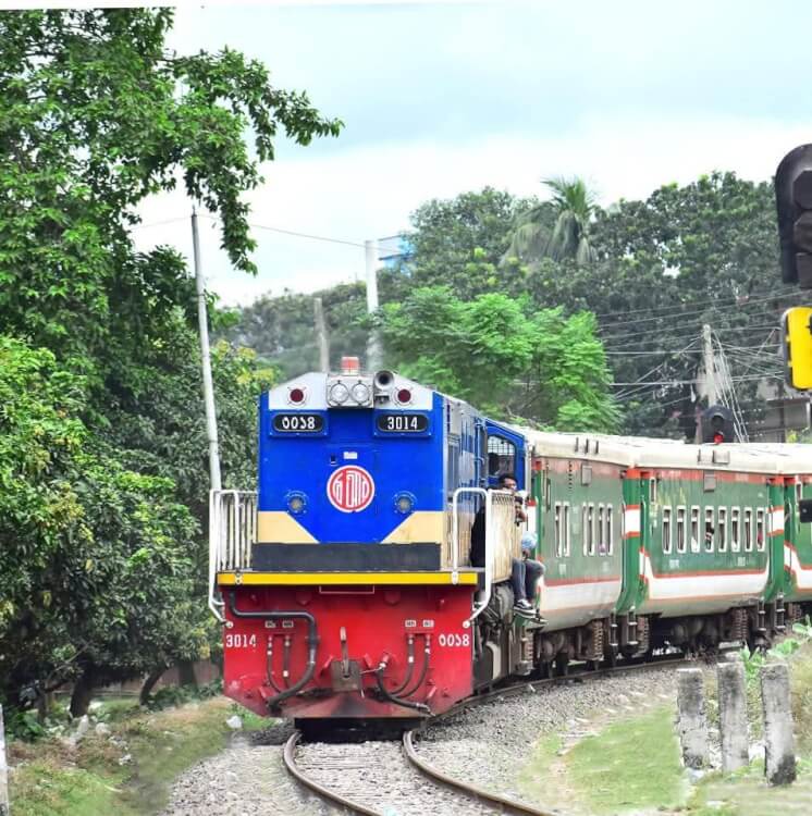 স্ত্রীর ভালোবাসা হার মানালো সিনেমাকেও