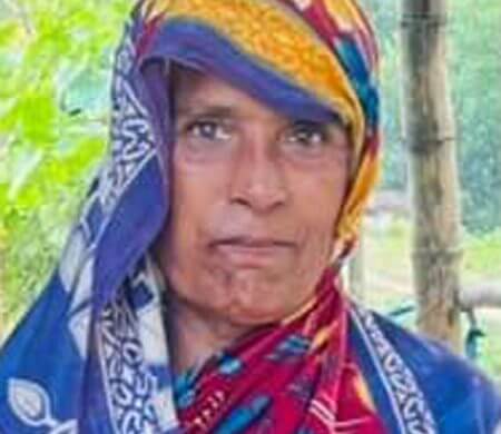 স্বামীর মৃত্যুর ২৫ বছরেও মেলেনি বিধবা ভাতার কার্ড